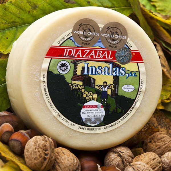 Queso Insalas (Idiazabal) en cuartos envasado al vacío