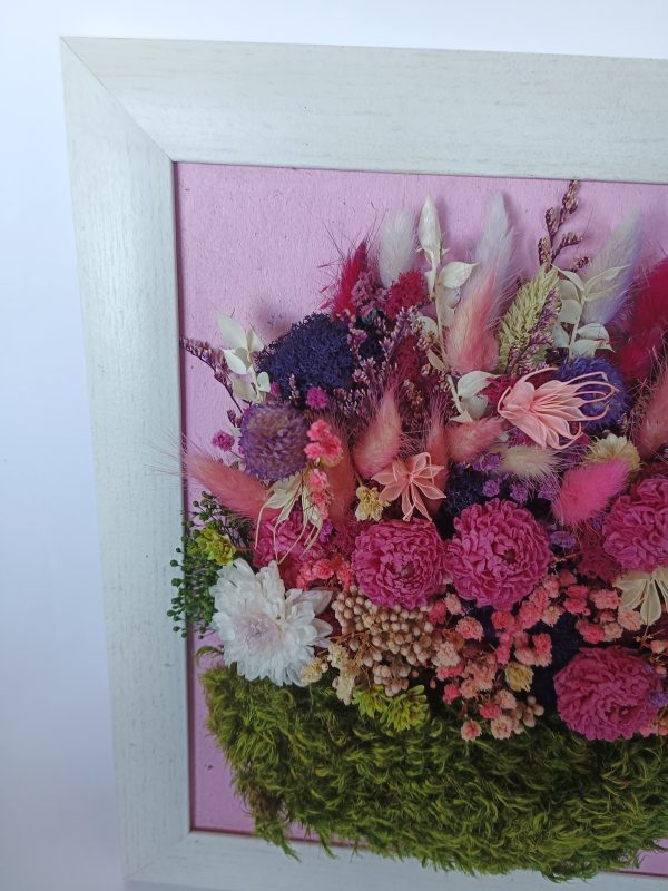 Cuadro de flores preservadas y musgo - Imagen 2